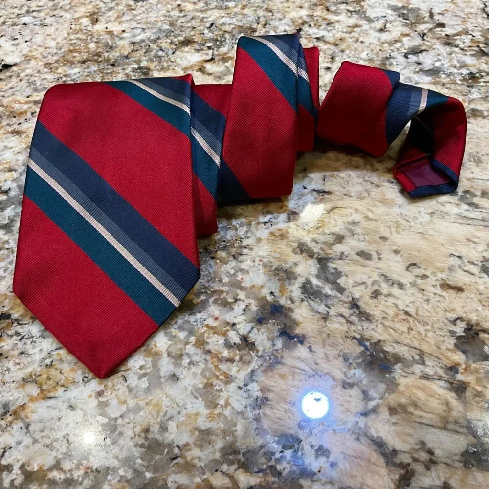 Ferrell Reed for Cambridge clothiers silk Repp tie Striped Red/ Grn. /blue